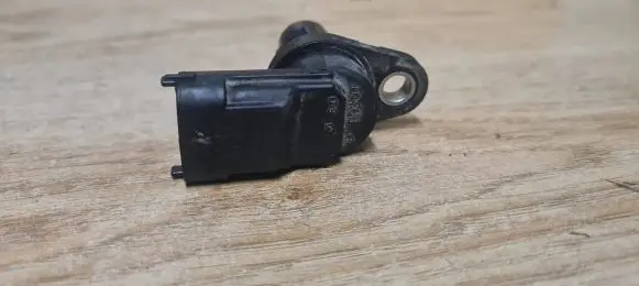 Volvo XC60 Camshaft position sensor 0232103063