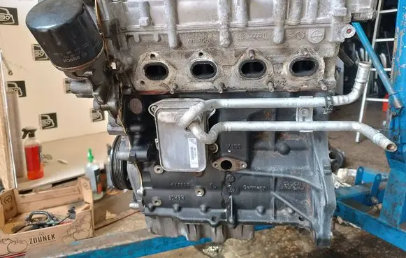 Volkswagen Golf VI Engine CAV