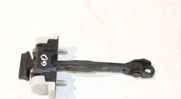 Opel Insignia A Rear door check strap stopper 13229108