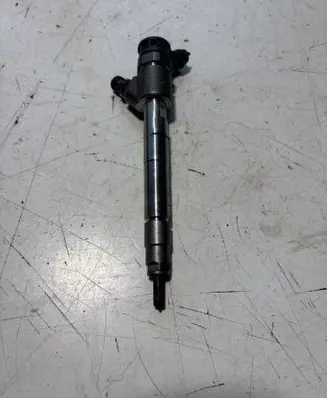 Opel Astra L Fuel injector 0445110954