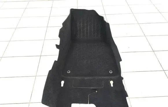 Polestar 2 Front floor carpet liner 31696017