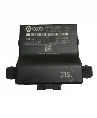 Volkswagen Golf V Gateway control module 1K0907530H
