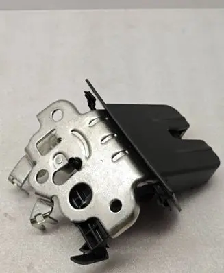 Audi A6 C7 Tailgate/trunk/boot lock/catch/latch 8R0827505A 141907180616