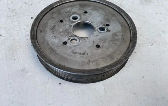 Audi A6 S6 C5 4B Power steering pump pulley 059145255
