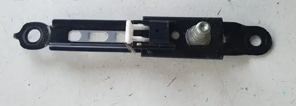 Lexus CT 200H Seat belt adjustment motor 