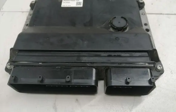Toyota Prius (XW30) Engine control unit/module 8966147280 2763007394