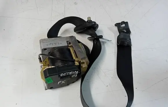 Skoda Octavia Mk1 (1U) Front seatbelt 1U4857701C