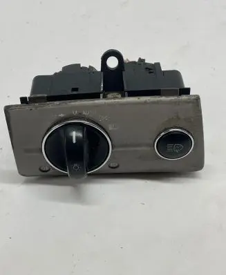 Mercedes-Benz E W211 Light switch 2115450104 04056003
