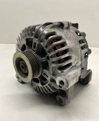 Toyota RAV 4 (XA40) Generator/alternator 8574045 S22AN16 2619890A