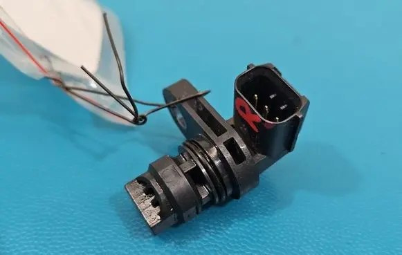 Mazda 6 Camshaft position sensor PE0118230 IMPRK1553605