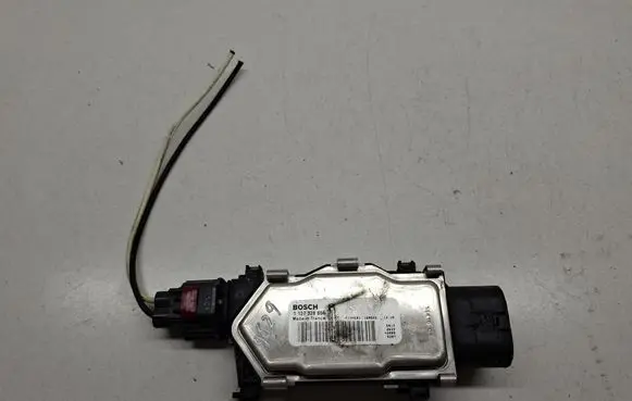 Mercedes-Benz GLA W156 X156 Coolant fan relay 1137328656