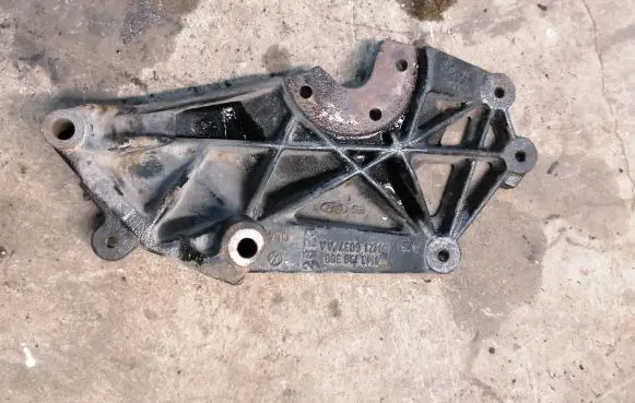 Volkswagen Sharan Engine mounting bracket 7M3199308