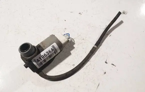 Toyota Auris 150 Windscreen/windshield washer pump