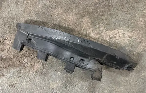 Volkswagen Touran II Fender foam support/seal 1T0864235