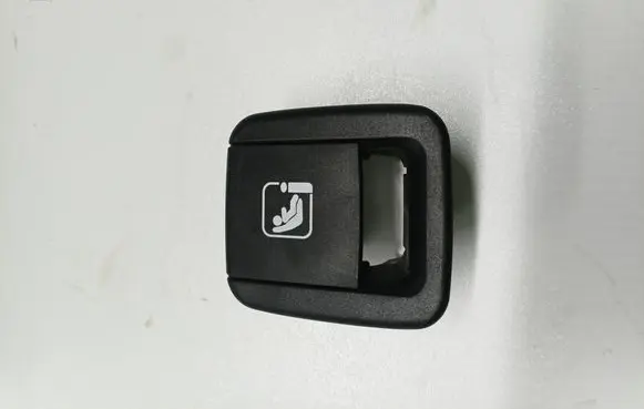 BMW 1 F40 ISOFIX cover 7456098 01SL6941 86099YL