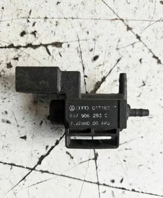 Audi A4 S4 B7 8E 8H Turbo solenoid valve 037906283C 72288000