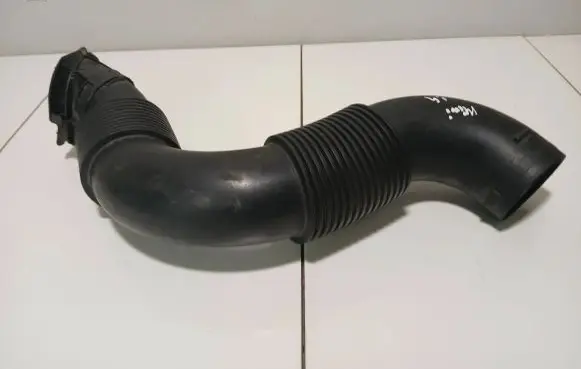 Mini One - Cooper Coupe R56 Air intake duct part 2754424 1017388S01