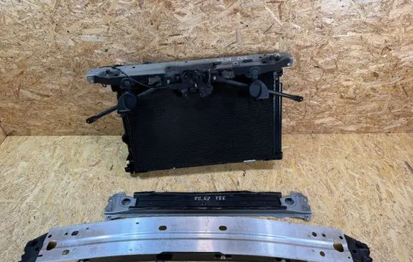 Lexus ES 250 - 300 - 330 Radiator support slam panel