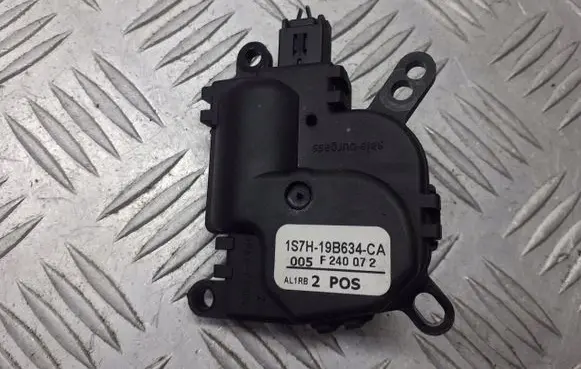 Ford Focus A/C air flow flap actuator/motor 1S7H-19B634-CA