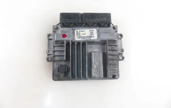 Chevrolet Captiva Engine control unit/module 28359587 25189813 25184894
