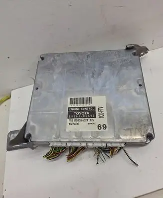Toyota Avensis T250 Engine control unit/module ECU 8966105690
