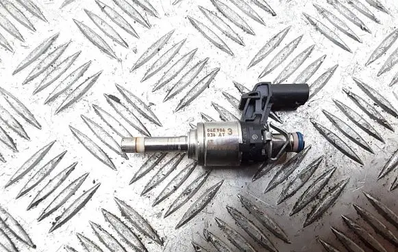 Skoda Fabia Mk3 (NJ) Fuel injector 04e906036at