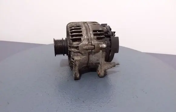 Skoda Fabia Mk1 (6Y) Generator/alternator 037903025M