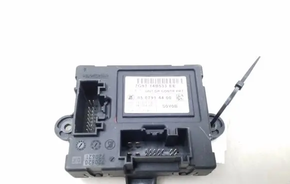 Jaguar XF X250 Door control unit/module 7G9T14B533EE
