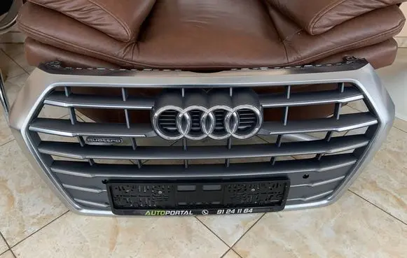 Audi Q5 SQ5 Front bumper upper radiator grill 80A853651C 80A853651D 80A853651E