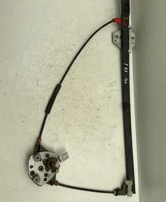 Volkswagen Transporter - Caravelle T4 Front door manual window regulator 701837501