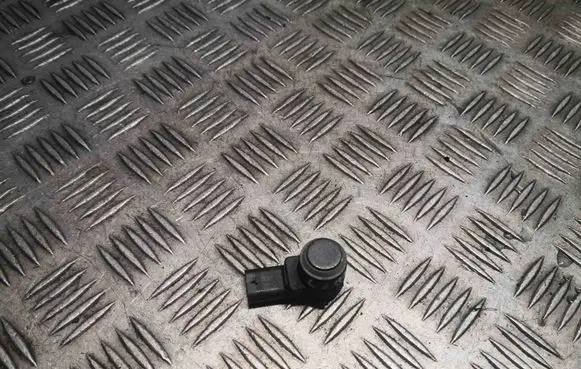 Mercedes-Benz E C207 W207 Parking PDC sensor 2125420118 A2125420118