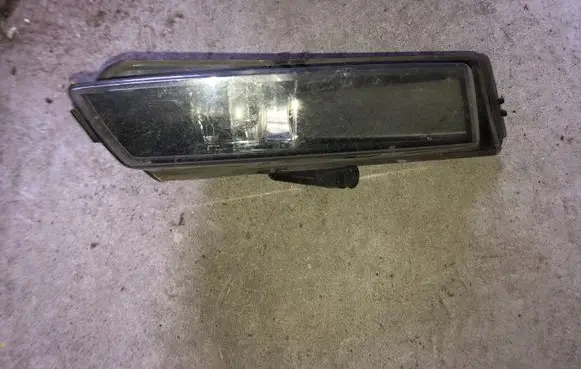 BMW 1 E81 E87 Front fog light 7181288 0305084002