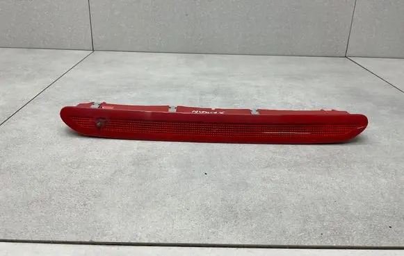 Volkswagen Sharan Third/center stoplight 1T0945087