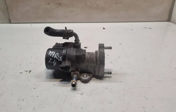 Toyota Yaris EGR valve 2562033030 1350008120