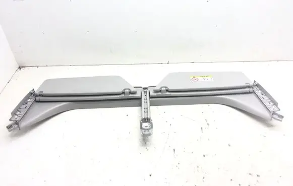 Sun visor clip/hook/bracket