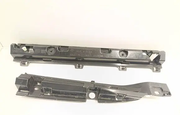 BMW 4 G22 G23 G24 G26 Sill supporting ledge 8737090 8737084