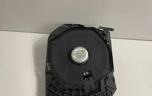 BMW 4 F36 Gran coupe Subwoofer speaker 9210148