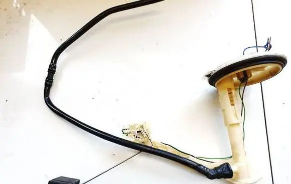 Cadillac SRX Fuel level sensor 020564ae