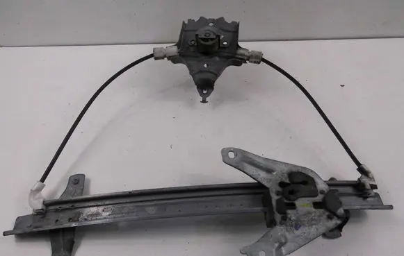 Nissan Primera Rear door manual window regulator 