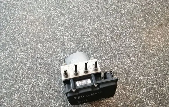 Peugeot 107 ABS Pump 5458L5210108