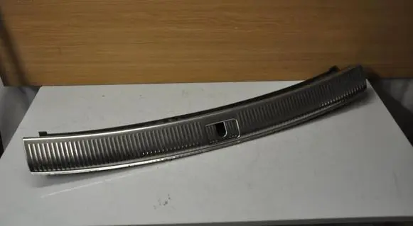 Audi Q5 SQ5 Tailgate/boot lid lock trim 80A864483E