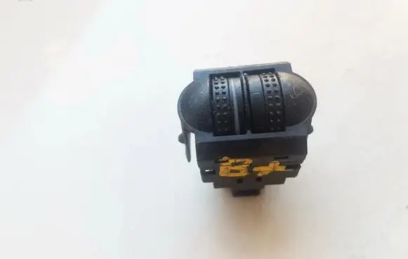 Volkswagen PASSAT B5.5 Headlight level height control switch 3b0941333C