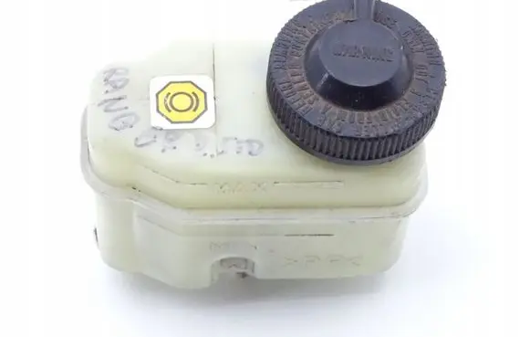 Ford Ranger Brake fluid reservoir 