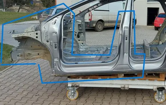 Audi Q4 Sportback e-tron Pillar (middle) 