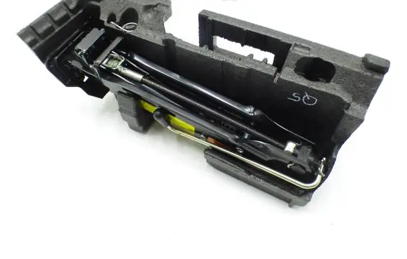 Audi Q5 SQ5 Lift Jack 8R0011031C 8R0012109A