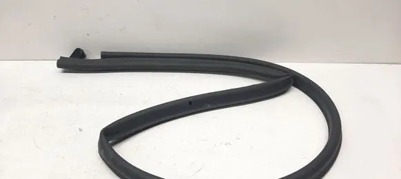 Skoda Kamiq Rear door rubber seal (on body) 654839142 654839697