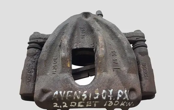 Toyota Avensis T250 Front brake caliper