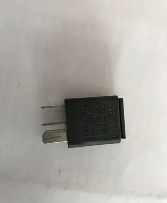 Skoda Octavia Mk2 (1Z) Other relay 7M0951253C