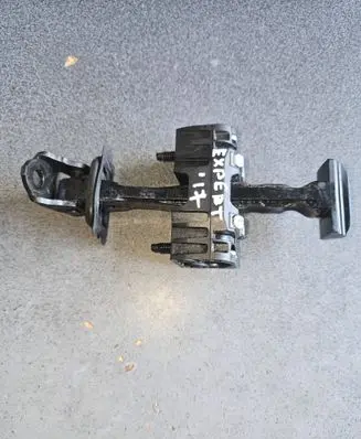 Peugeot Expert Front door check strap stopper 10000057539