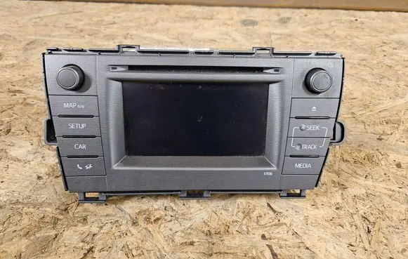 Toyota Prius (XW30) Radio/CD/DVD/GPS head unit 8614047080